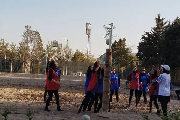مشهد  قهرمان اولین دوره مسابقات نت بال ساحلی شد 