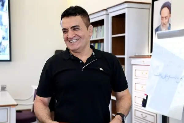 بنا مانند مهماندوست ناراضی نشود !