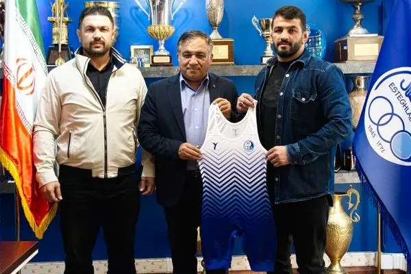 حسن یزدانی جمعه روی تشک لیگ ؟