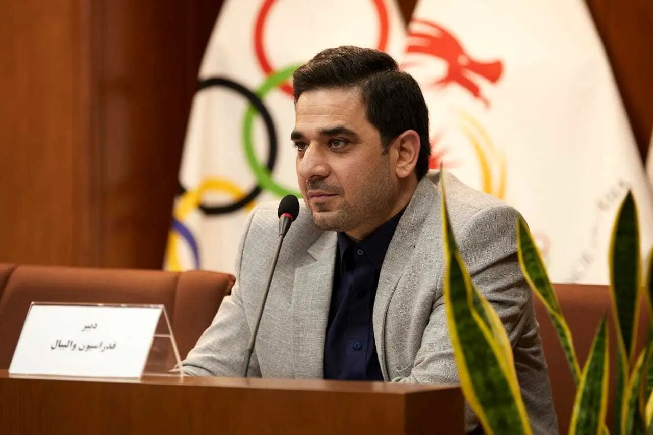 مثل رییس والیبال باشید !