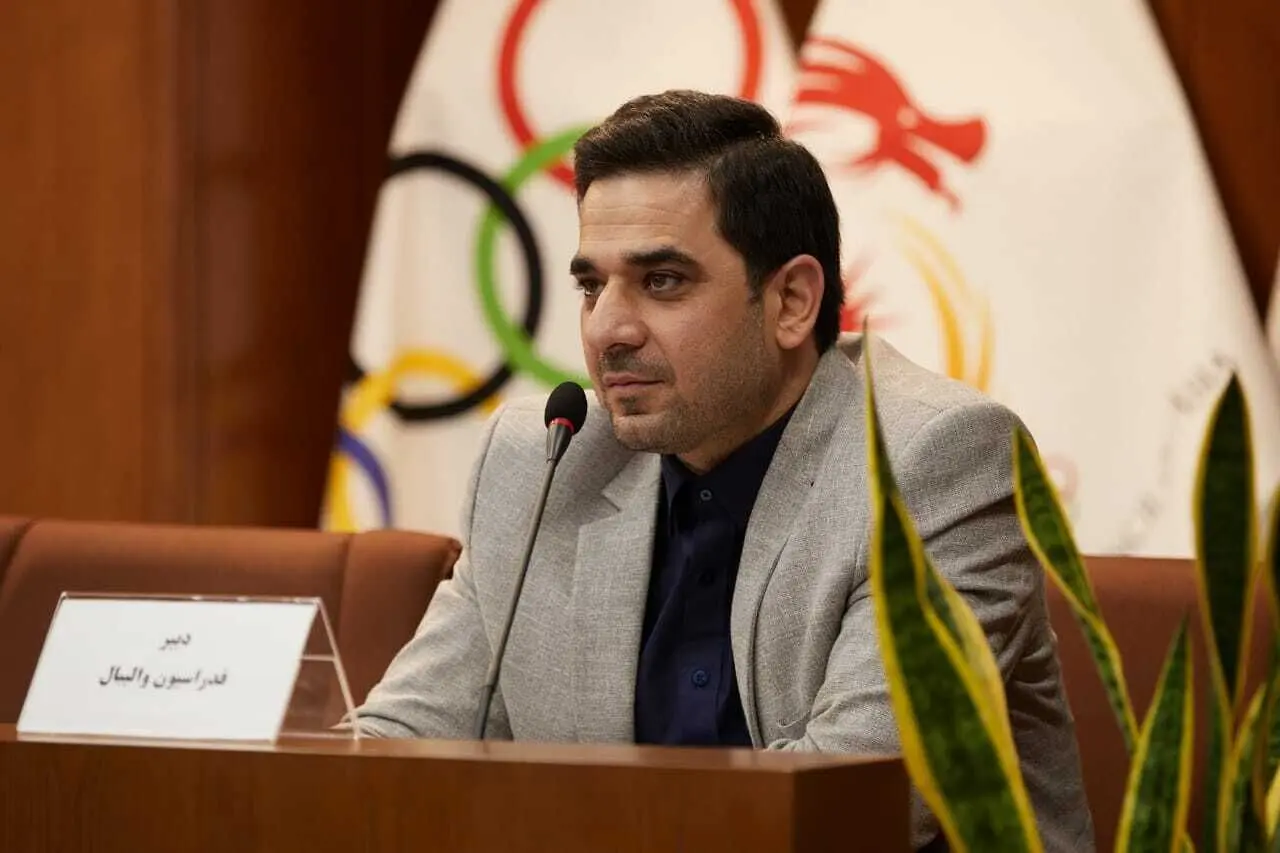 مثل رییس والیبال باشید !