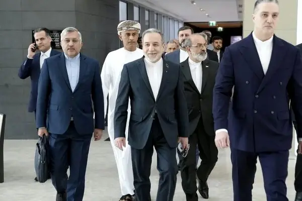دیپلماسی مشروط؛ تهران گفت‌وگو را می‌پذیرد، اما فقط در زمین هسته‌ای