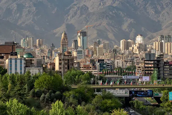 گزارش تحلیلی از وضعیت این‌روزهای بازار مسکن تهران؛ کاهش قیمت‌ها در شمال شهر، رکود در خرید و اجاره
