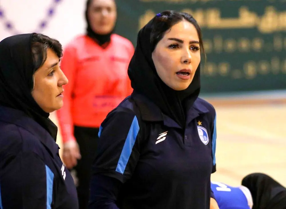 تحسین زنانه استقلالی ها