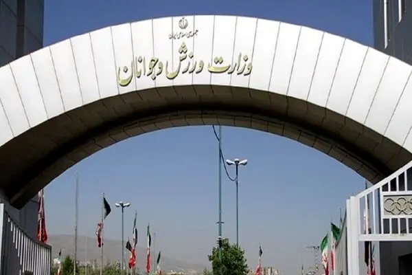 رییس معترض در انتظار بررسی وزارت ورزش