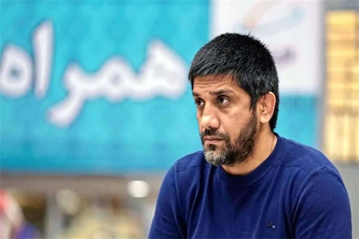 دبیر: سکته نکنید یک ریال هم به شما ضدانقلاب‌ها نمی‌دهم