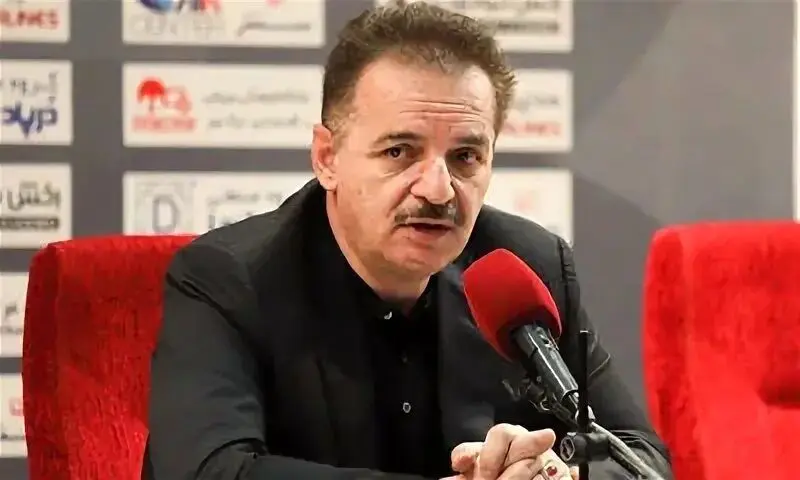 اگر نمی‌توانید وضعیت حاکم بر فوتبال را اصلاح کنید، کنار بروید