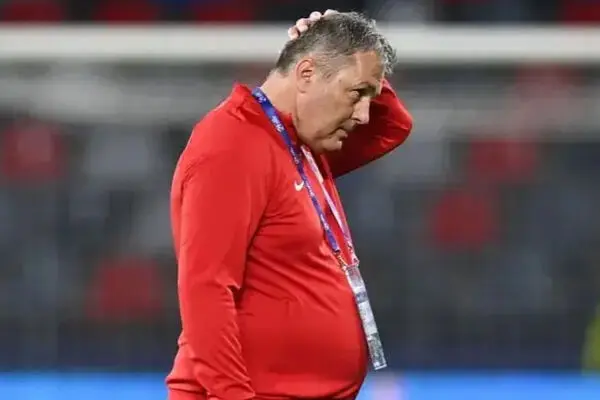 کسی می‌داند در پرسپولیس چه خبر است؟