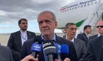 ببینید | واکنش پزشکیان به سوال خبرنگاران در مورد حمله ایران به اسرائیل