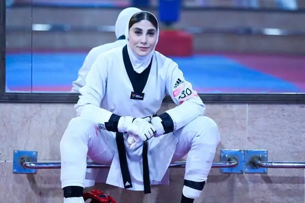 کیانی آبروی ساعی را خرید