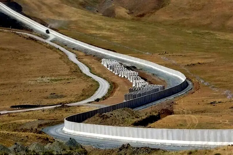 انسداد مرز ایران با افغانستان