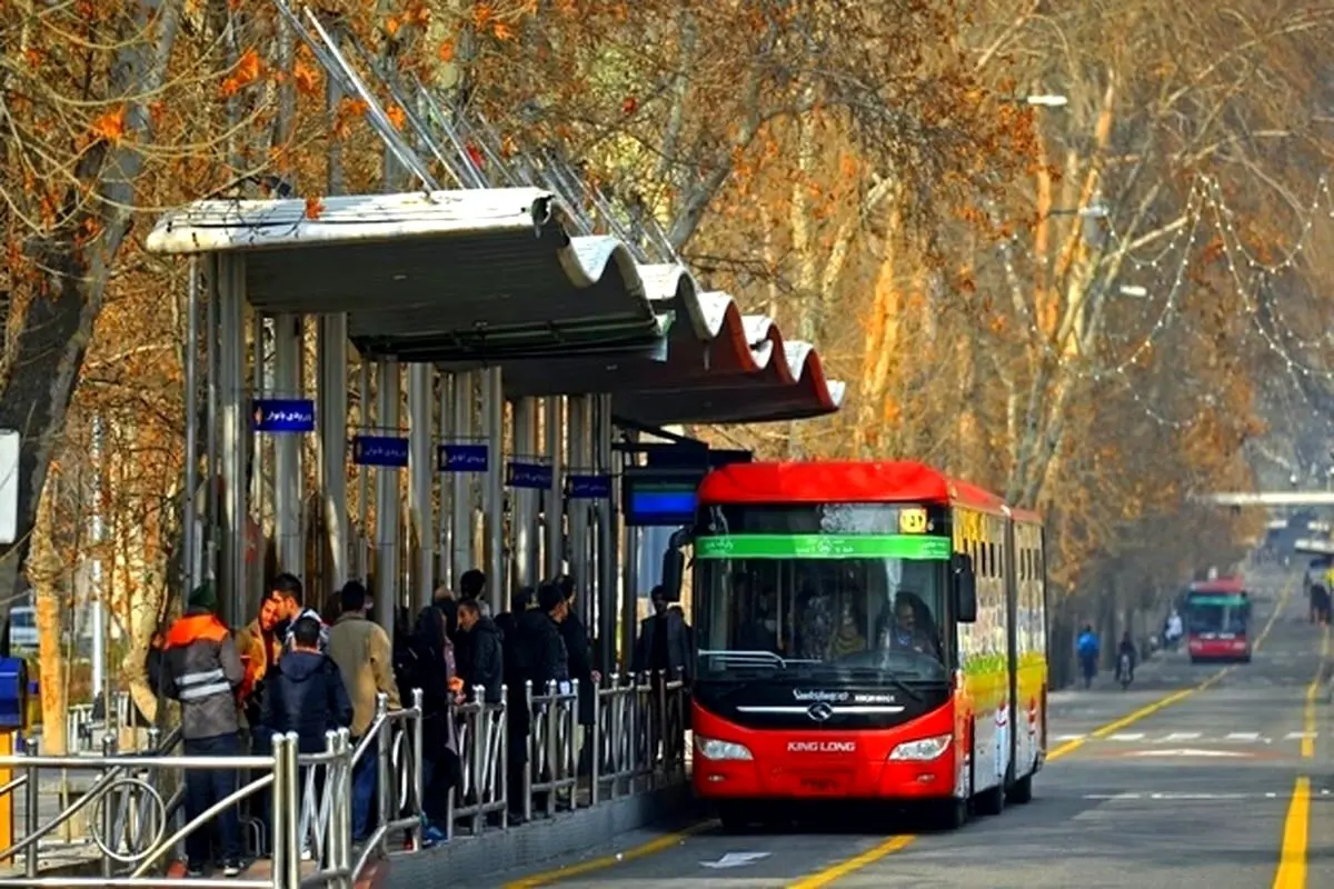 این متن تبلیغاتی عجیب در سراسر تهران پخش شد +عکس