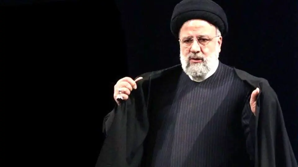 رونمایی از تندیس ابراهیم رئیسی در تهران + عکس | شبیه‌اش است؟