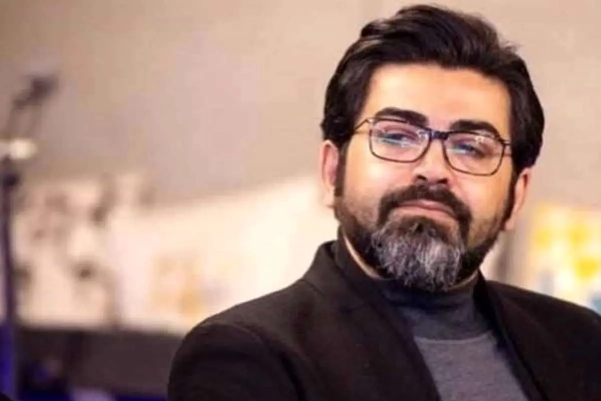 فرزاد حسنی ماندنی شد