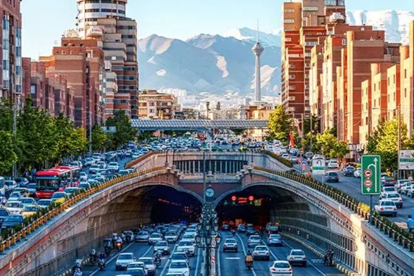 ۱۲ استان ایران به دلیل خطرات اشعه فرابنفش، تعطیل می‌شوند