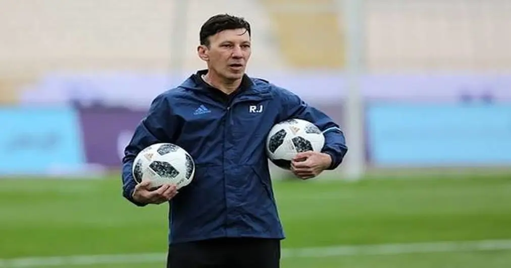 هدیه کریسمس بازیکنان تیم ملی را نگه داشته‌ام