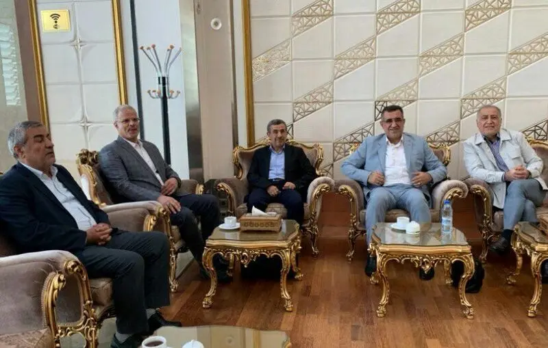 احمدی نژاد