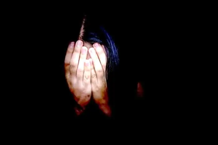  تجاوز دسته‌جمعی به یک همکلاسی دختر در یاسوج بخاطر فحش+ تصاویر | خودکشی دختر بعد از انتشار فیلم