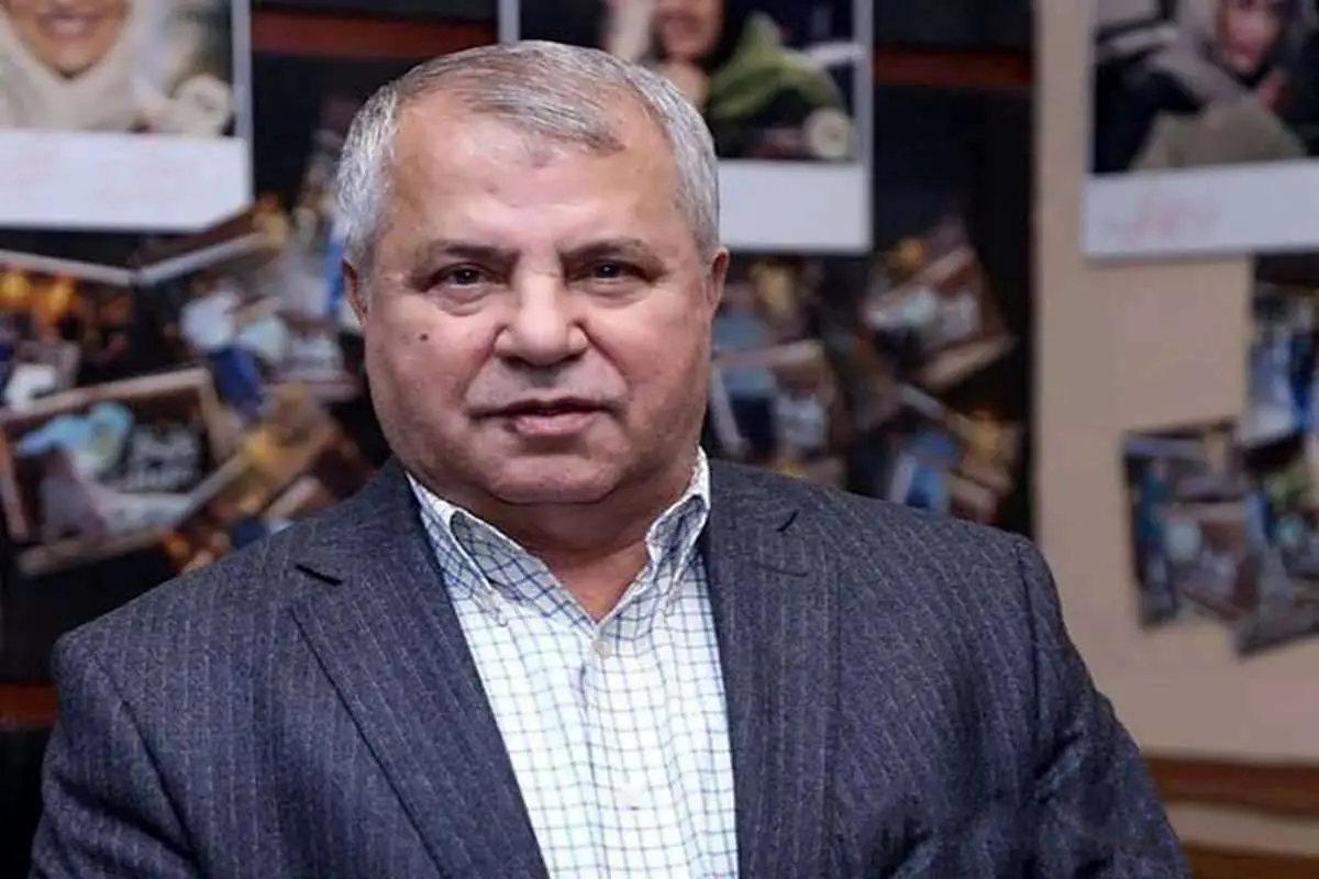علی پروین در بیمارستان بستری شد