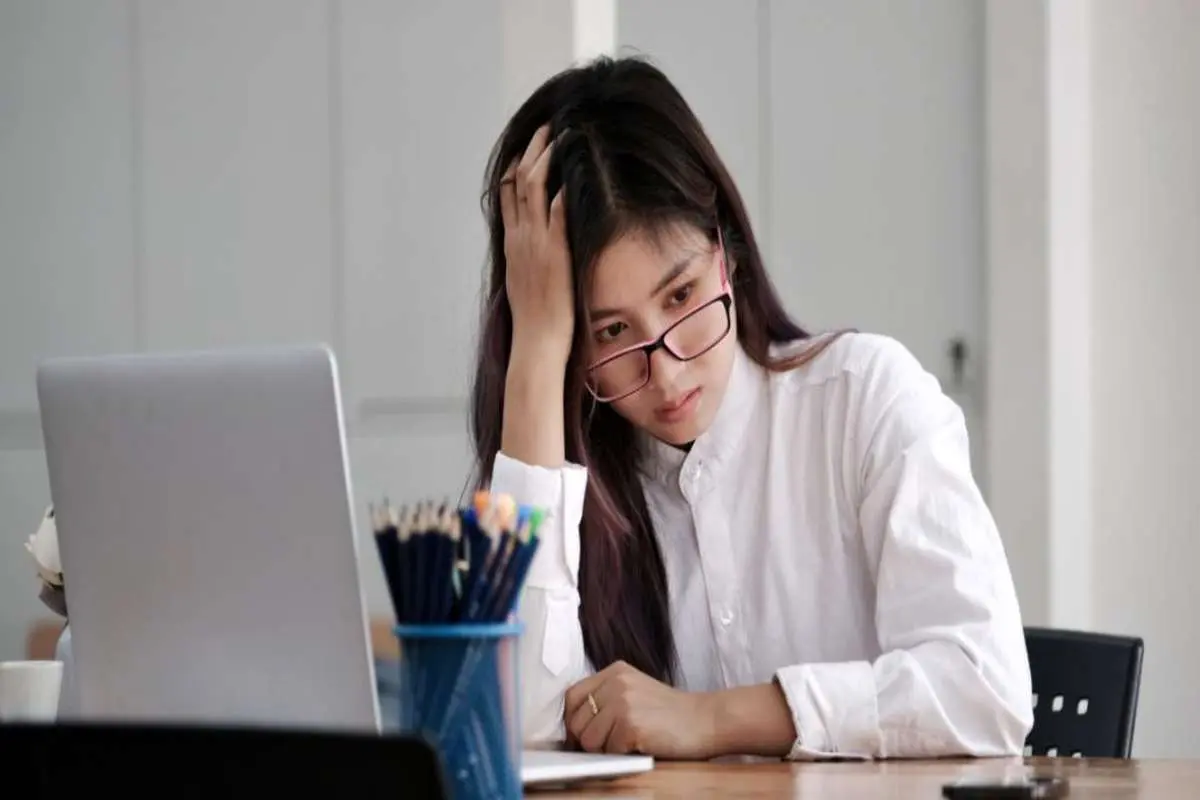 اگر همیشه احساس تنبلی می‌کنید، با این ۷ عادت خداحافظی کنید