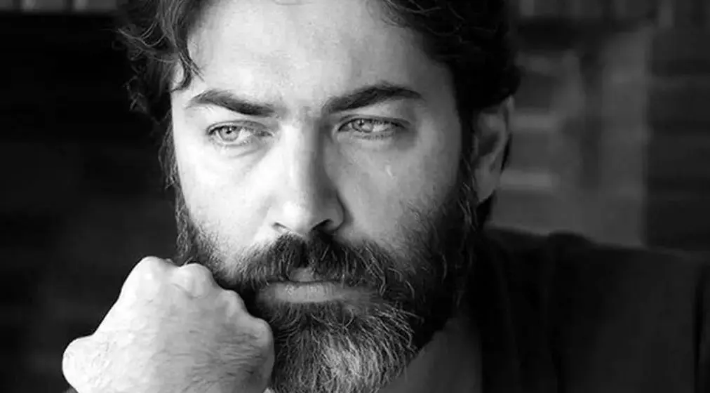 پارسا پیروزفر پشت دوربین می‌رود؛ نخستین تجربه کارگردانی ستاره گزیده‌کارِ سینمای ایران