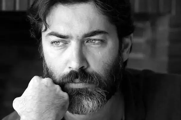 پارسا پیروزفر پشت دوربین می‌رود؛ نخستین تجربه کارگردانی ستاره گزیده‌کارِ سینمای ایران