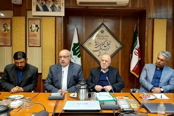 تهرانی: وزارت ورزش دست واسطه ها و دلال ها را  کوتاه کند
