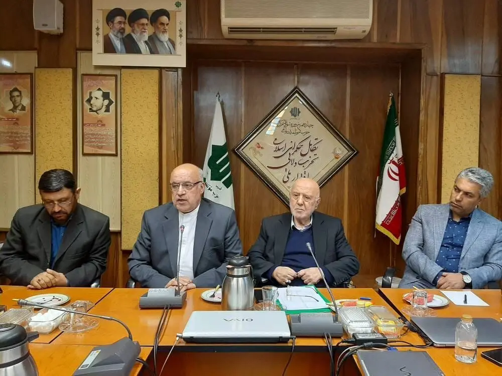 تهرانی: وزارت ورزش دست واسطه ها و دلال ها را  کوتاه کند