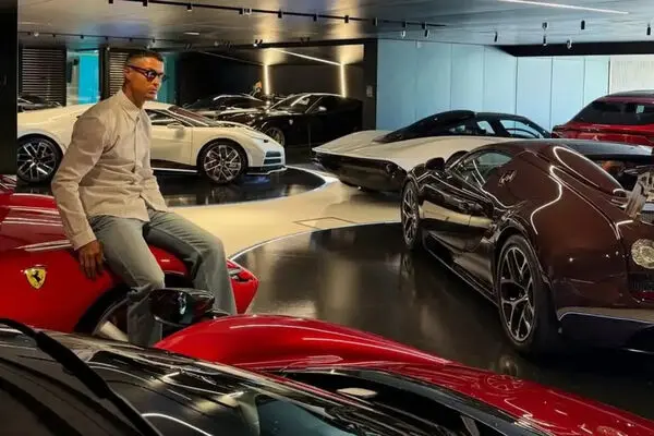 فقط ۱۱ میلیون یورو ناقابل!
