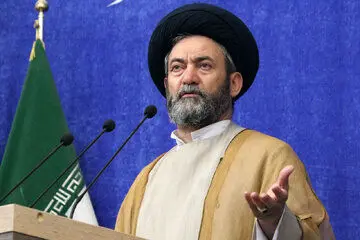 
پاسخ امام‌جمعه اردبیل به تهدید ترور از سوی عوامل آذربایجان + عکس