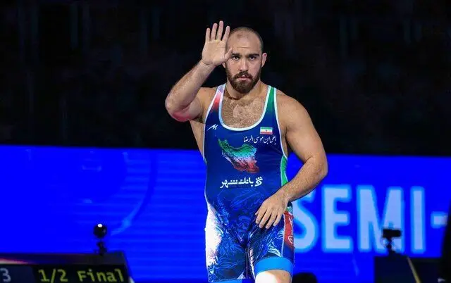 یک طلا پناه مان داد !