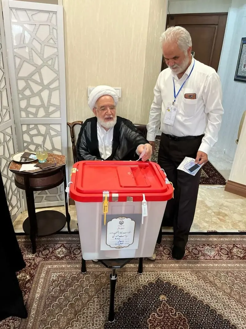 کروبی
