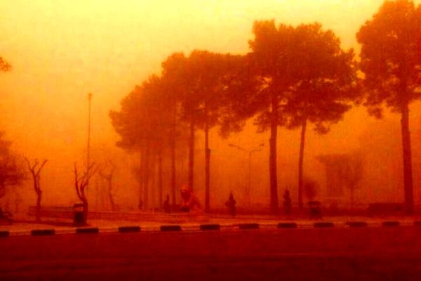 تصاویر آخرالزمانی از طوفان خاک شدید در جنوب کشور