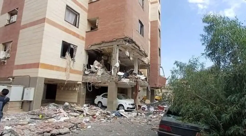 حوادث آتش سوزی و انفجار در قم، کرج، تهران و مشهد/ تکذیب انفجار در فرودگاه مشهد