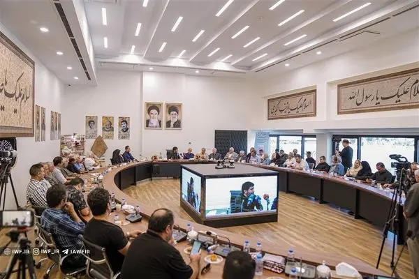 دبیر: هر چیزی قدیمی اش خوب است