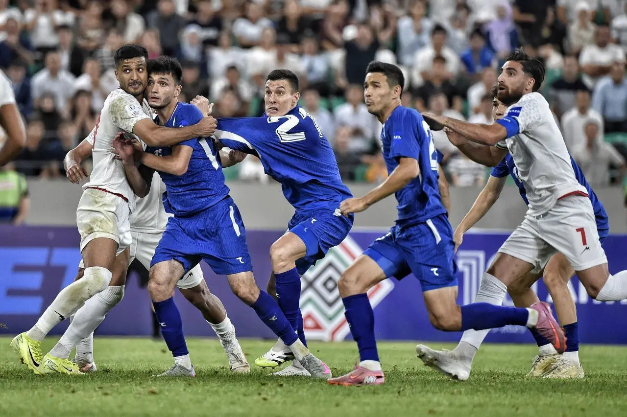 تقصیر گردن داور و VAR افتاد