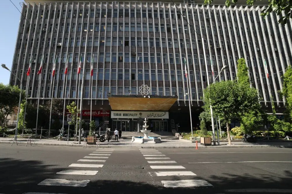 بنر خبرساز شهرداری در سطح تهران؛ سرپرستی خانواد‌ه‌های لبنانی را بر عهده بگیرید