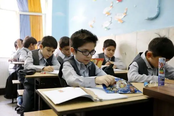 ساعت جدید فعالیت مدارس: از ۶ صبح تا ۱۳ 