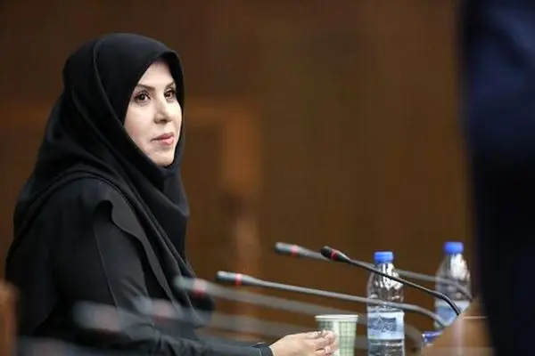 امضاها مشکوک برای برکناری این زن !