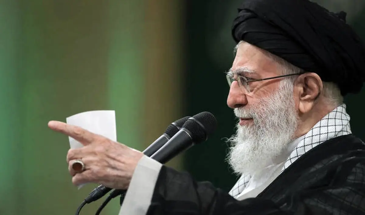 رهبر انقلاب: غنی‌سازی ۶۰ درصدی ادامه دارد / مذاکره زیر فشار را نمی‌پذیریم