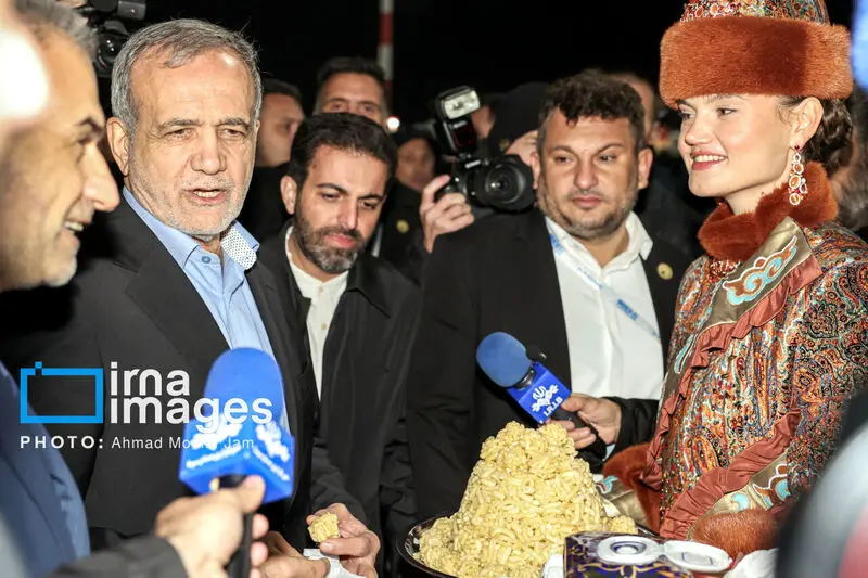 استقبال از پزشکیان