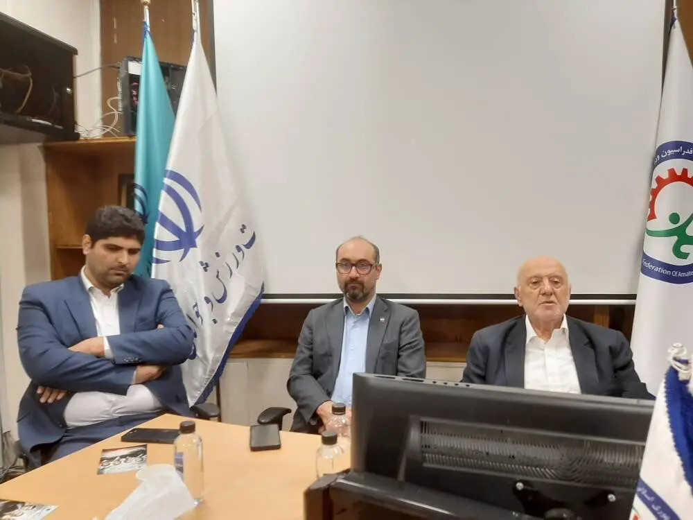 تهرانی: اینفانتینیو شیفته ترامپ دیکتاتور است