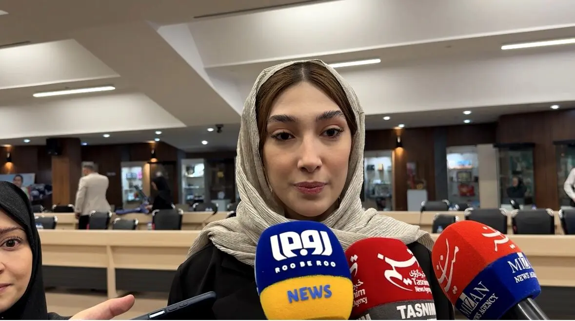 واکنش مبینا نعمت زاده به اختلاف با ناهید کیانی+ویدیو
