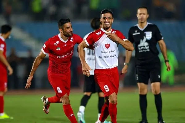 هاشمیان تشویق شد