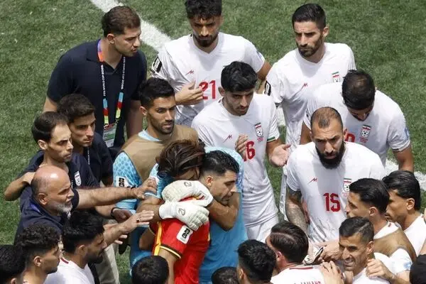نمایش کافی است، نمی توانید شکست را موفقیت جا بزنید