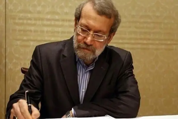 هشدار لاریجانی به ترامپ: ماجرا ادامه دارد