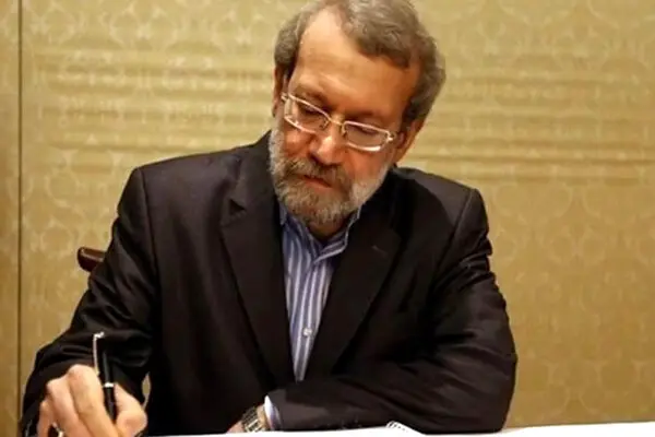 هشدار لاریجانی به ترامپ: ماجرا ادامه دارد