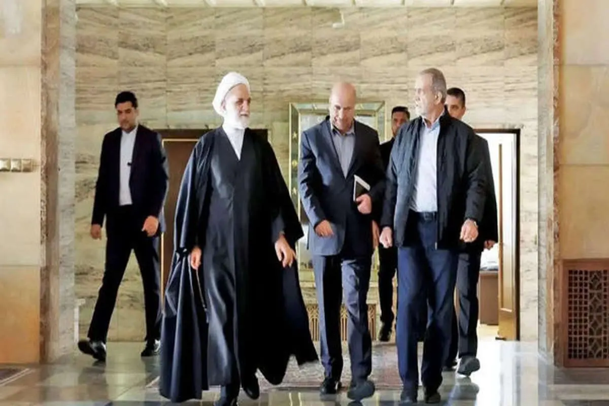 جزئیات جدید از حملۀ اسراییل به جلسۀ شورایعالی امنیت ملی / پزشکیان مجروح شد / حمله شبیه ترور سید حسن نصرالله بود