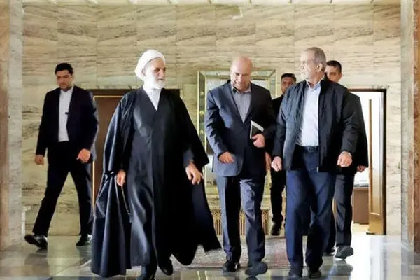 جزئیات جدید از حملۀ اسراییل به جلسۀ شورای‌عالی امنیت ملی / پزشکیان مجروح شد / حمله شبیه ترور سید حسن نصرالله بود
