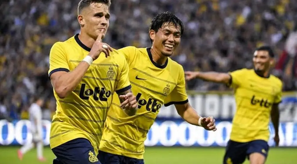 از دنیس اکرت چه می‌دانیم؟